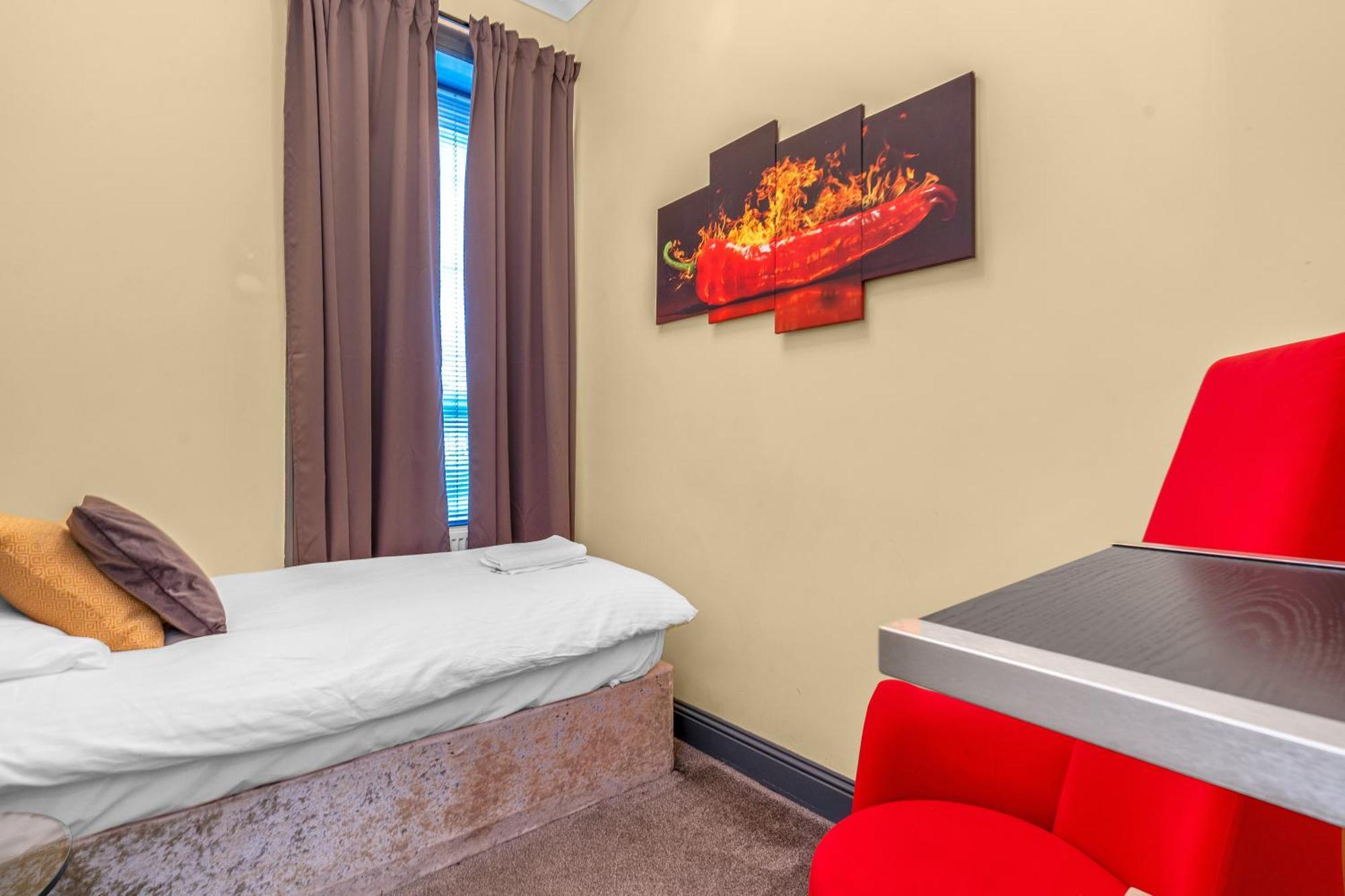 Cosy Modern City Centre Flat เอดินบะระ ภายนอก รูปภาพ